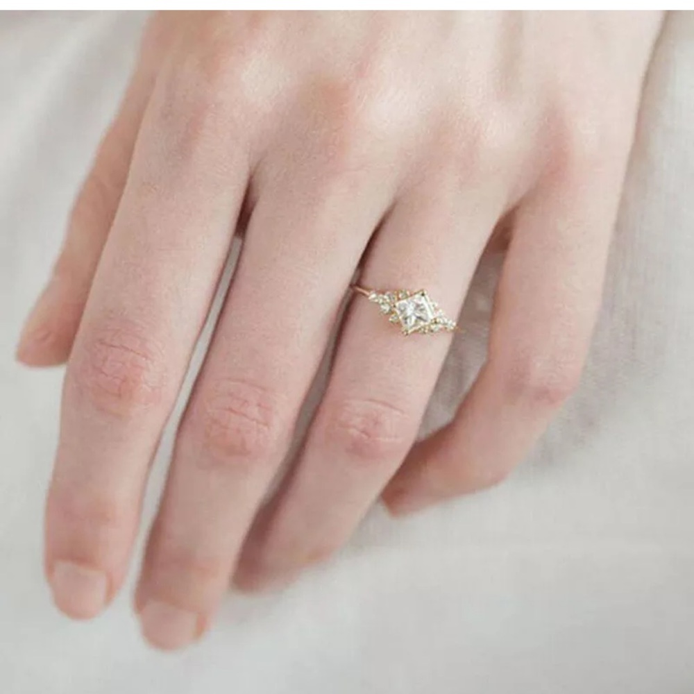 Pretty Yellow Gold Plated RingWomen Cubic Zirconia - Picture 5 of 5